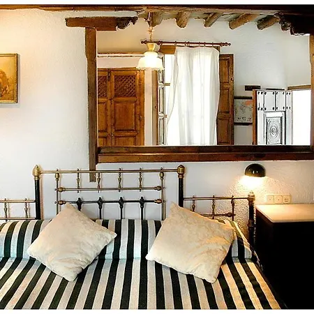 Hotel Alqueria De Morayma 2*
